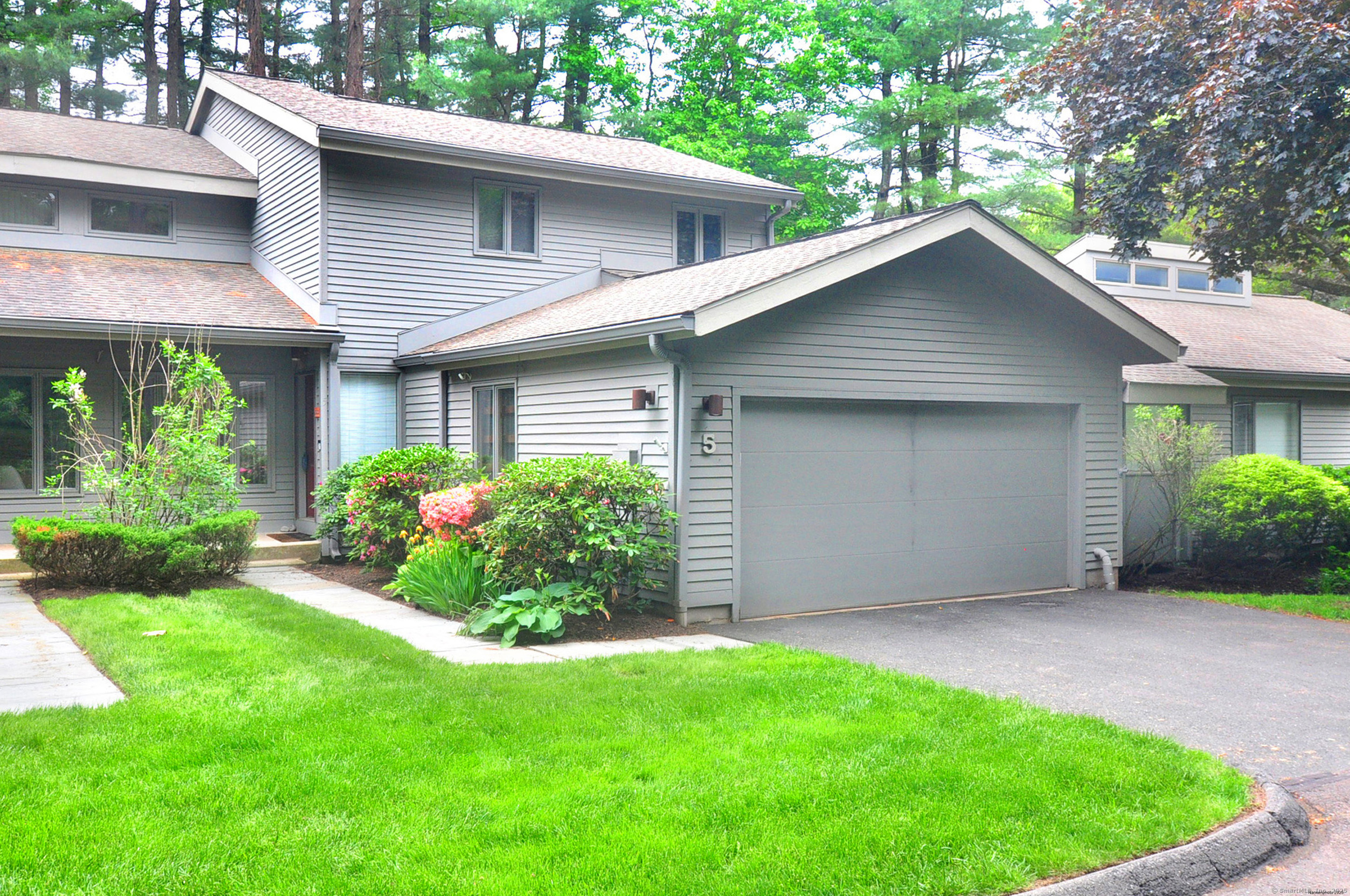 5 Spyglass Drive Avon CT 06001