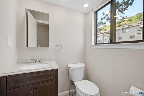 67 Cambridge Court Beacon Falls CT 06403