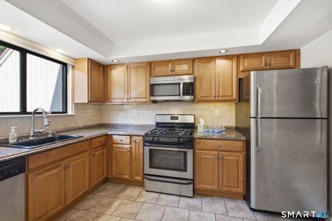 67 Cambridge Court Beacon Falls CT 06403