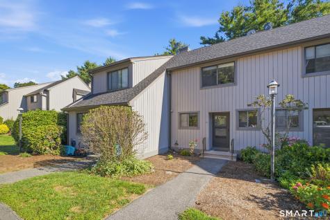 67 Cambridge Court Beacon Falls CT 06403