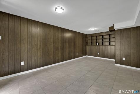 27 Cottonwood Road Newington CT 06111