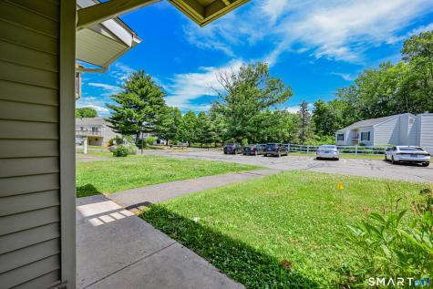 27 Cottonwood Road Newington CT 06111