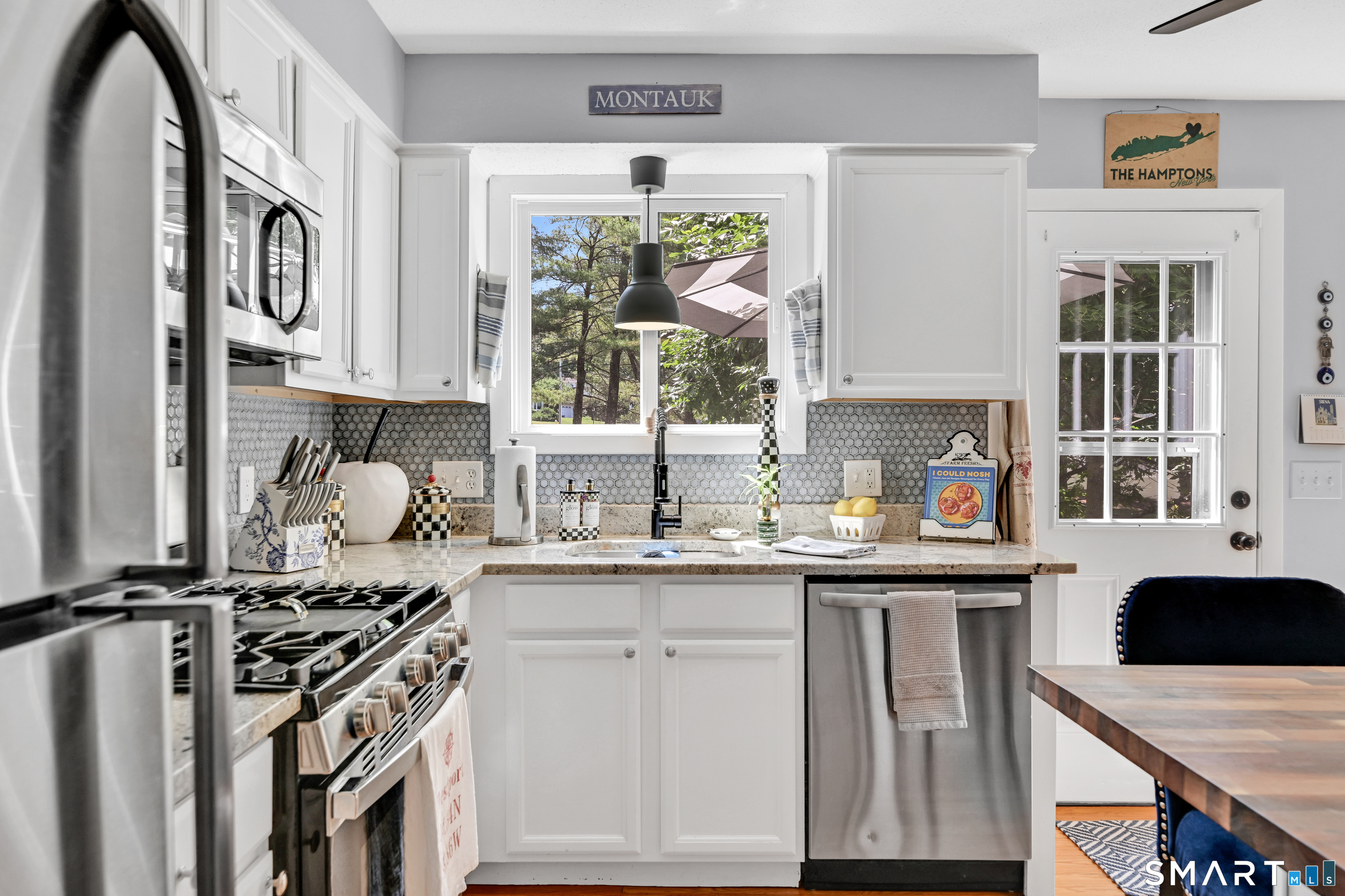 5 Hampton Park Branford CT 06405