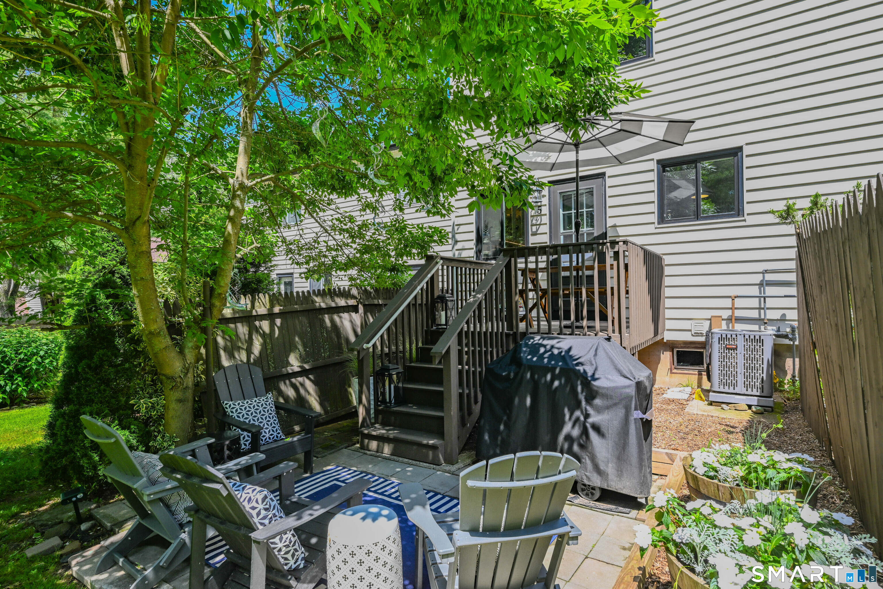 5 Hampton Park Branford CT 06405