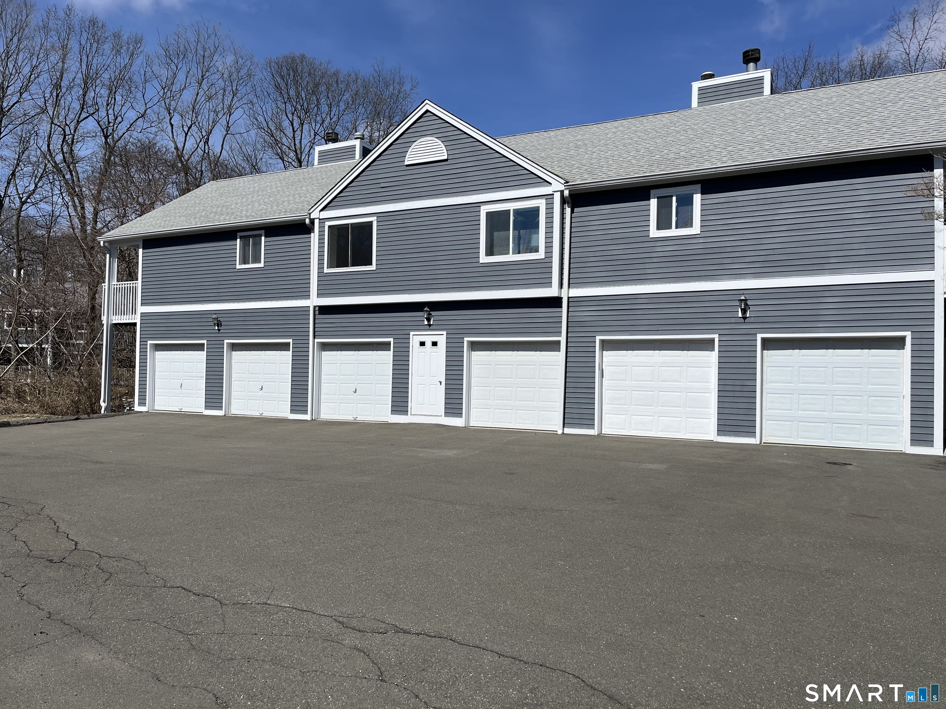 202 Windgate Circle Monroe CT 06468