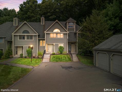 6 River Mead Avon CT 06001