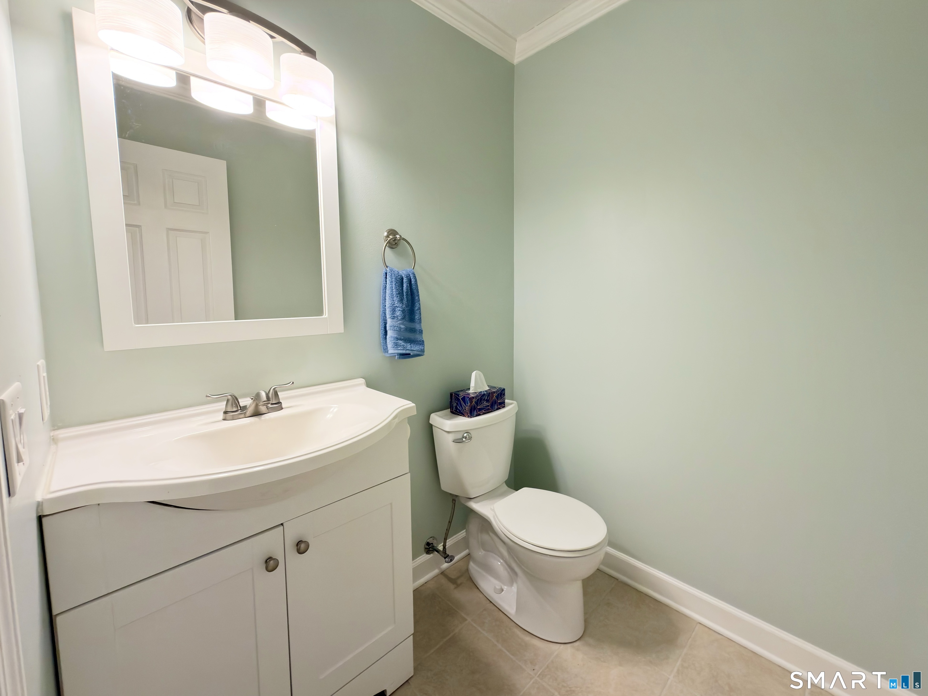 6 River Mead Avon CT 06001