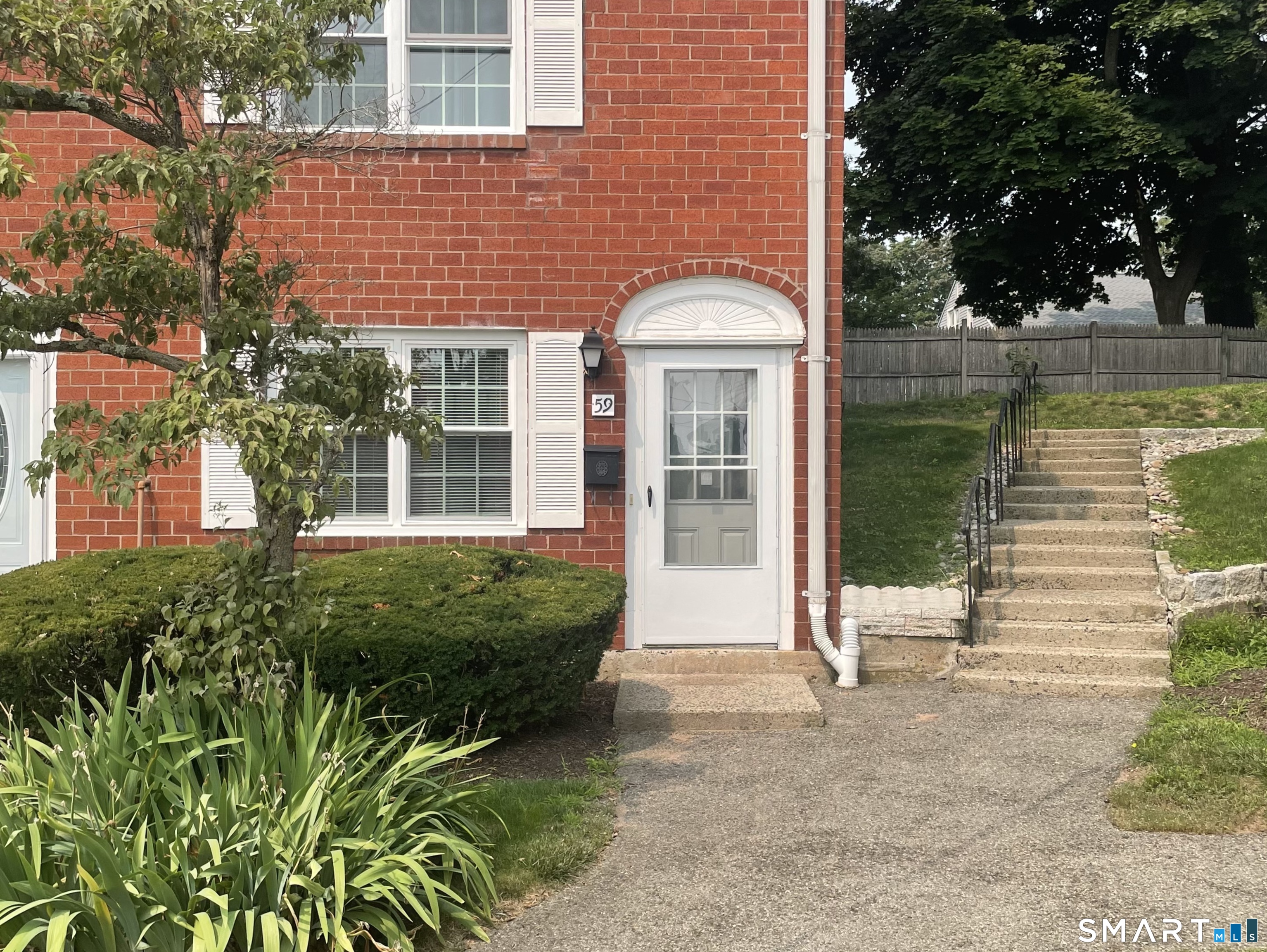 59 Savin Park West Haven CT 06516