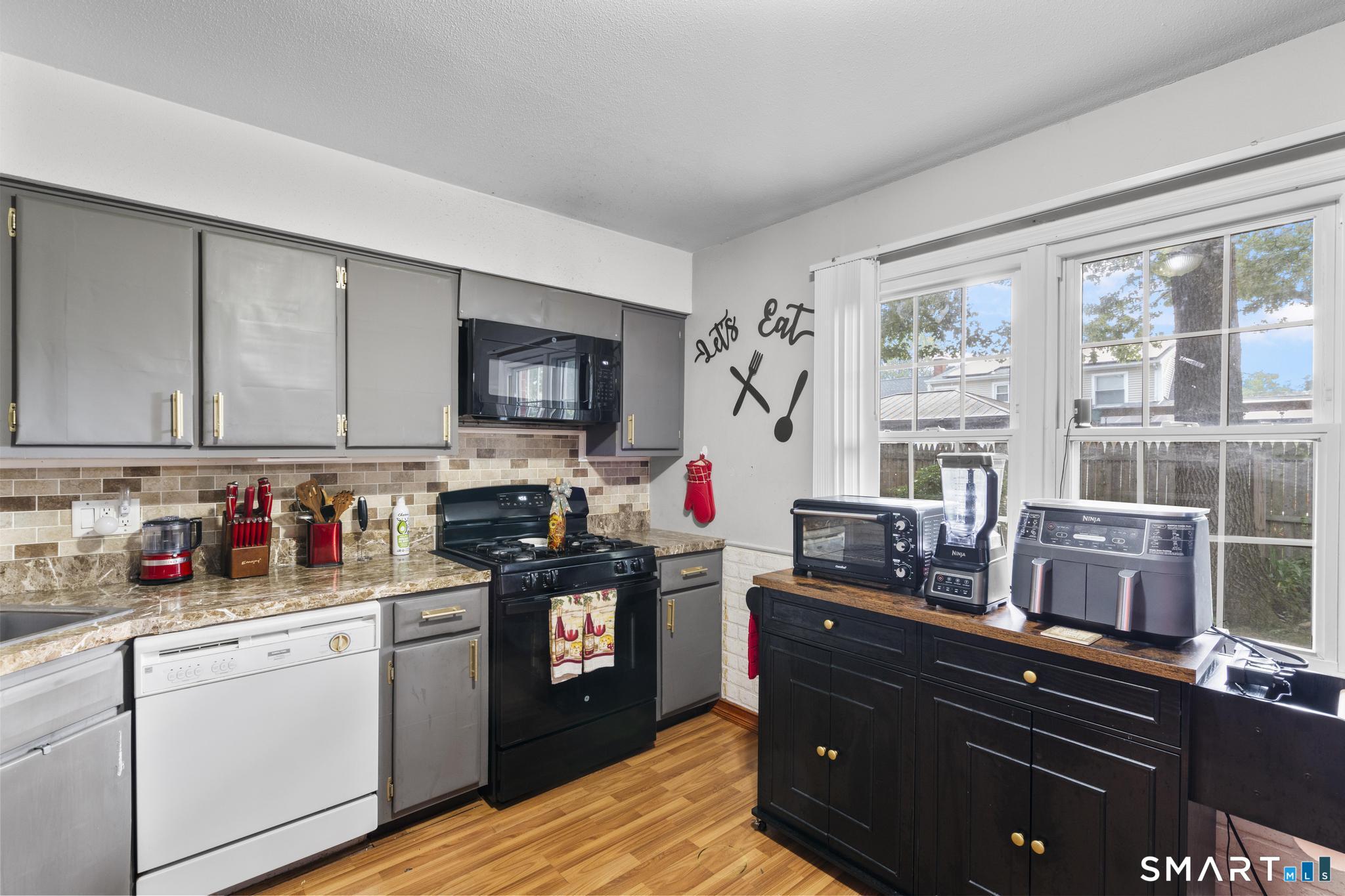 59 Savin Park West Haven CT 06516