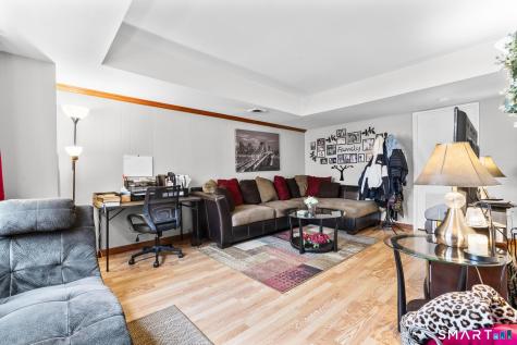 59 Savin Park West Haven CT 06516