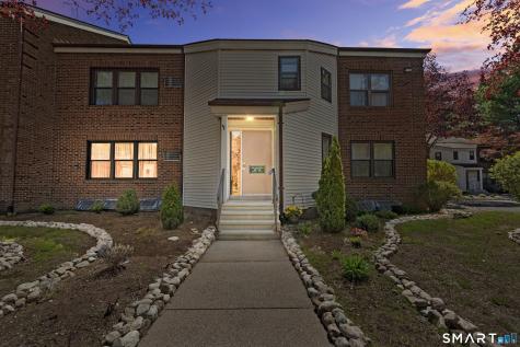 69 Wellington Drive Farmington CT 06032
