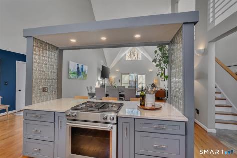 41 Timberwood Road West Hartford CT 06117