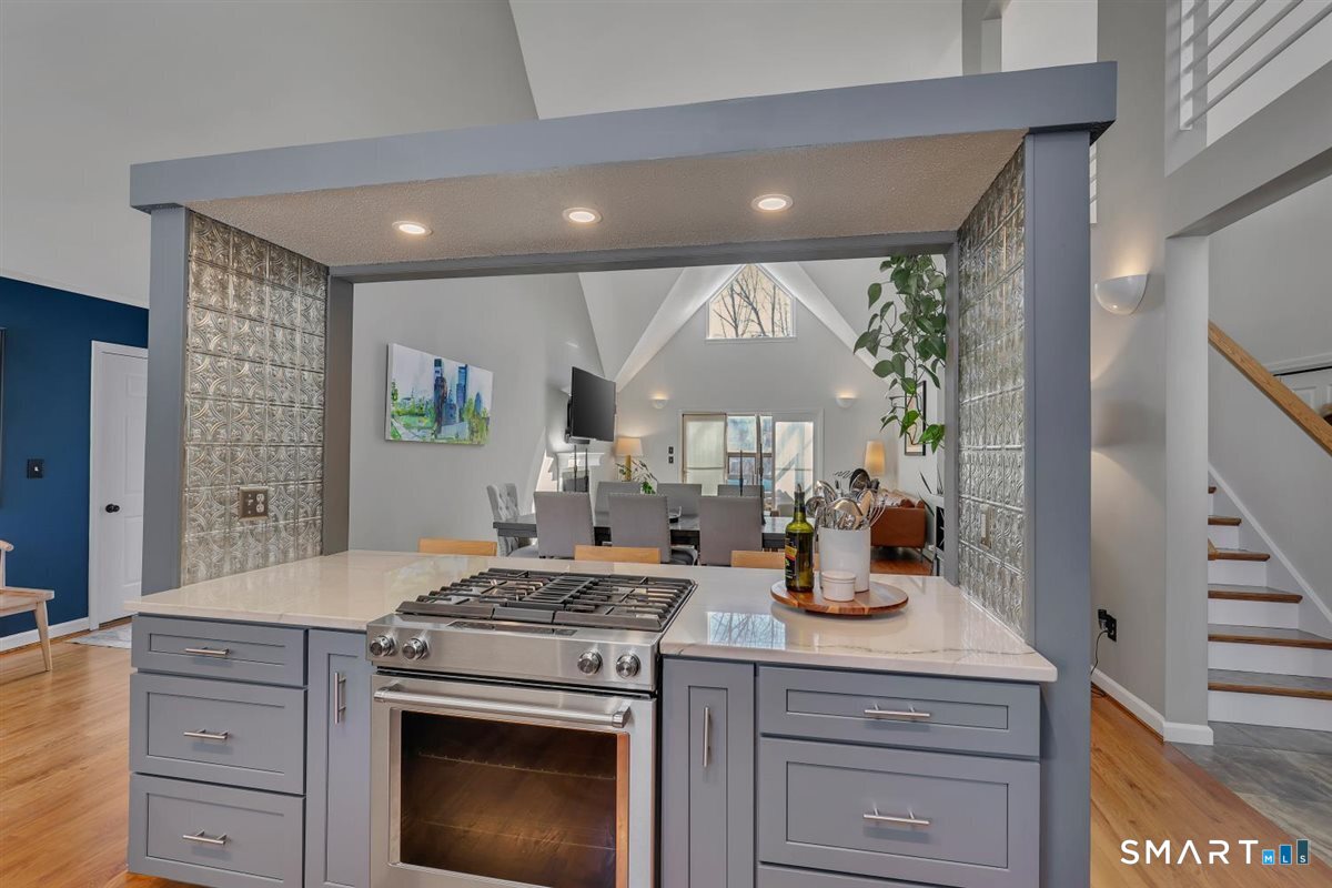41 Timberwood Road West Hartford CT 06117