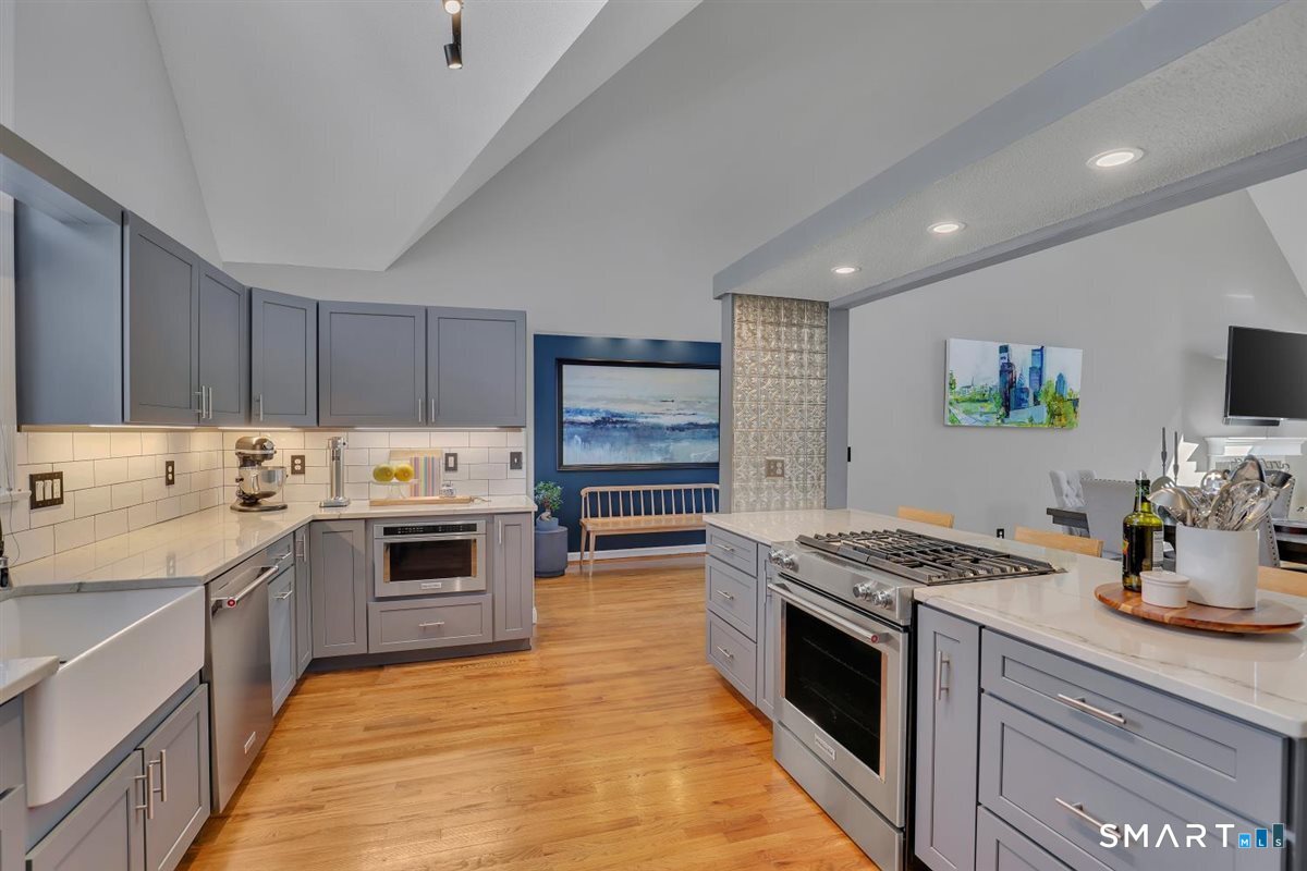 41 Timberwood Road West Hartford CT 06117