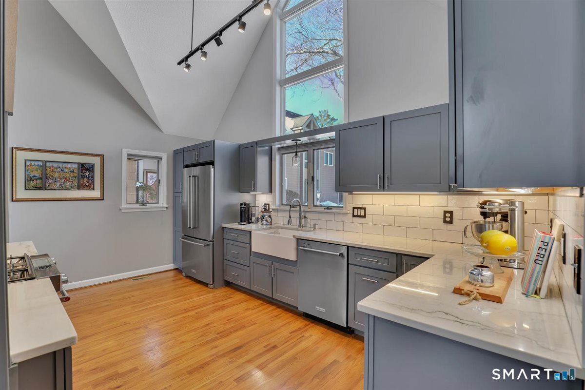 41 Timberwood Road West Hartford CT 06117