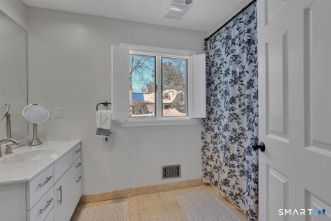 41 Timberwood Road West Hartford CT 06117