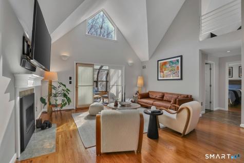 41 Timberwood Road West Hartford CT 06117