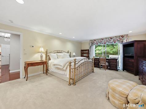 38 Cary Lane Bloomfield CT 06002
