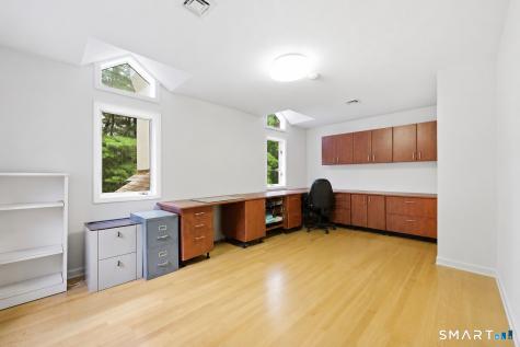 38 Cary Lane Bloomfield CT 06002