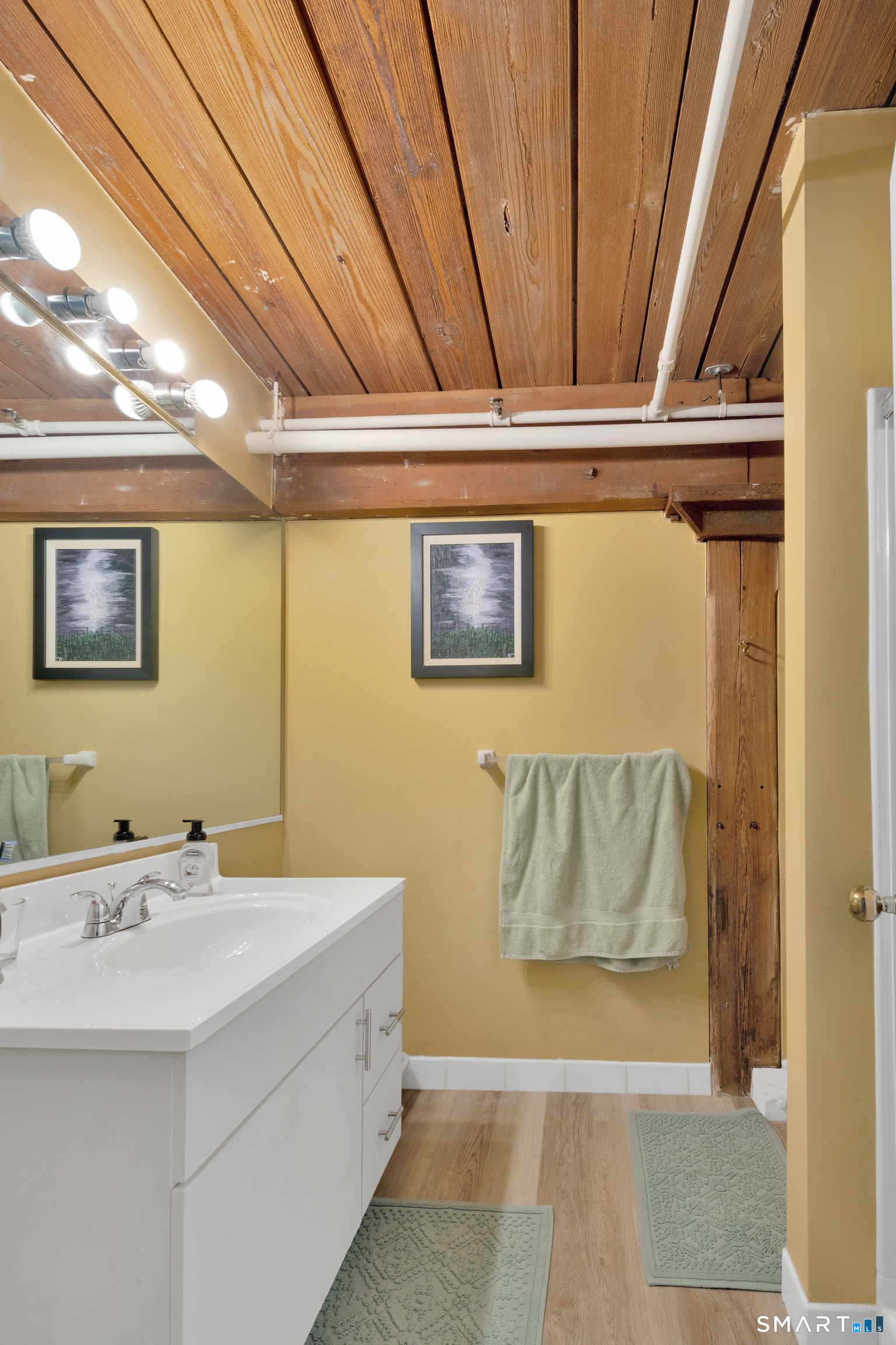 68 Thermos Avenue Norwich CT 06360