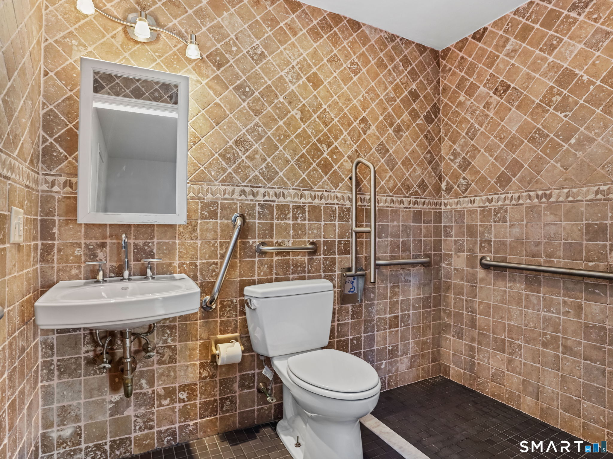 6 Sandgate Circle Madison CT 06443