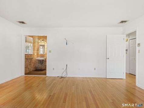 6 Sandgate Circle Madison CT 06443