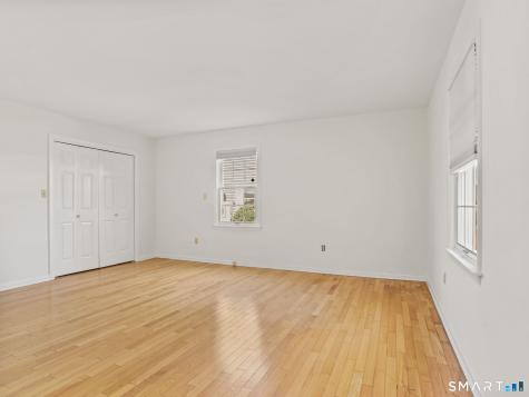 6 Sandgate Circle Madison CT 06443