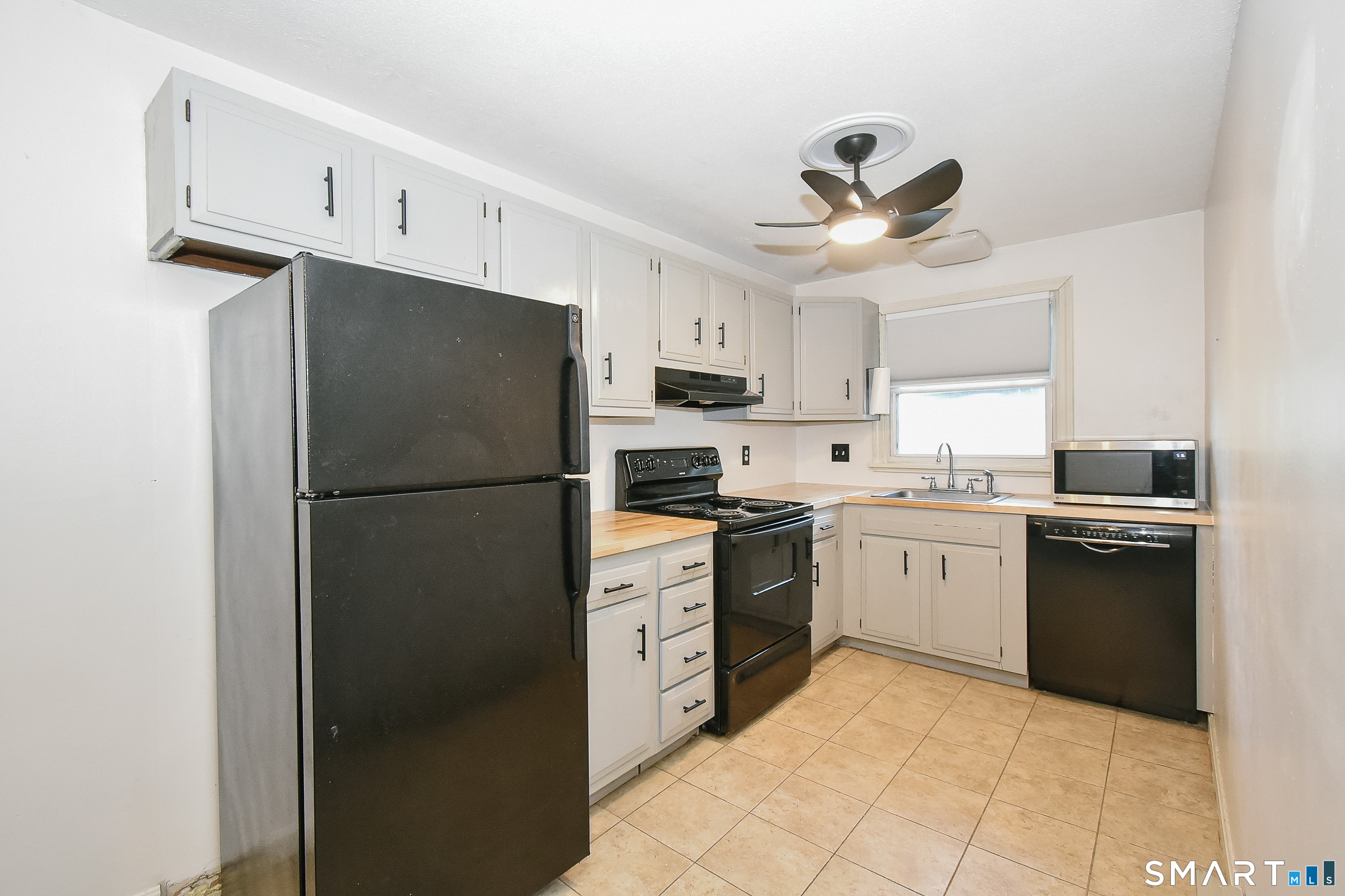 51 Virginia Avenue Groton CT 06340