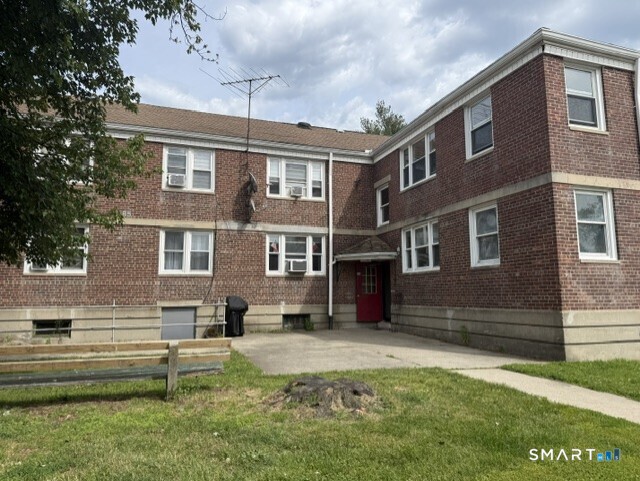 54 Canaan Court Stratford CT 06614