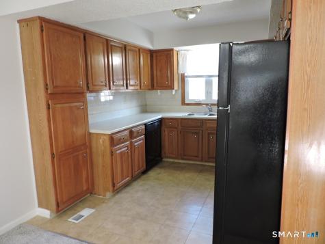 11 Kevin Drive East Windsor CT 06088
