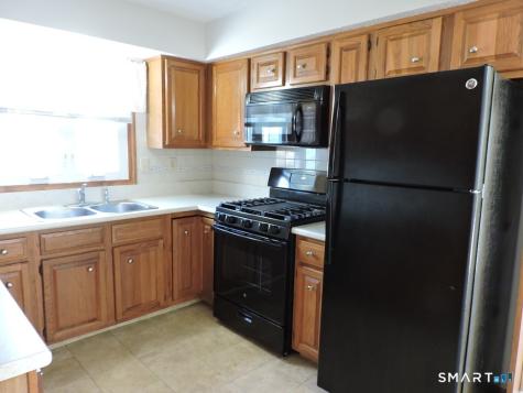 11 Kevin Drive East Windsor CT 06088