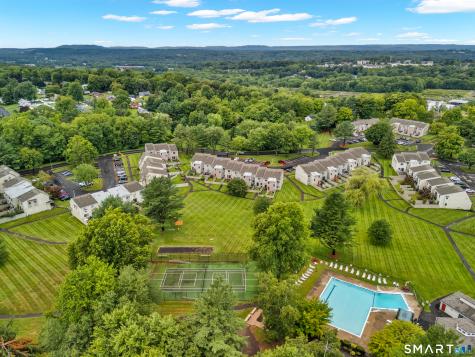 50 Sterling Village Meriden CT 06450