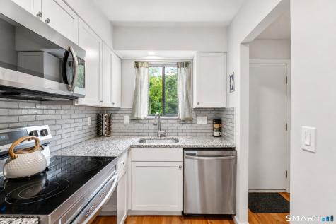50 Sterling Village Meriden CT 06450