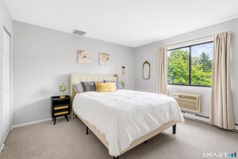 50 Sterling Village Meriden CT 06450