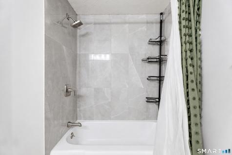 50 Sterling Village Meriden CT 06450