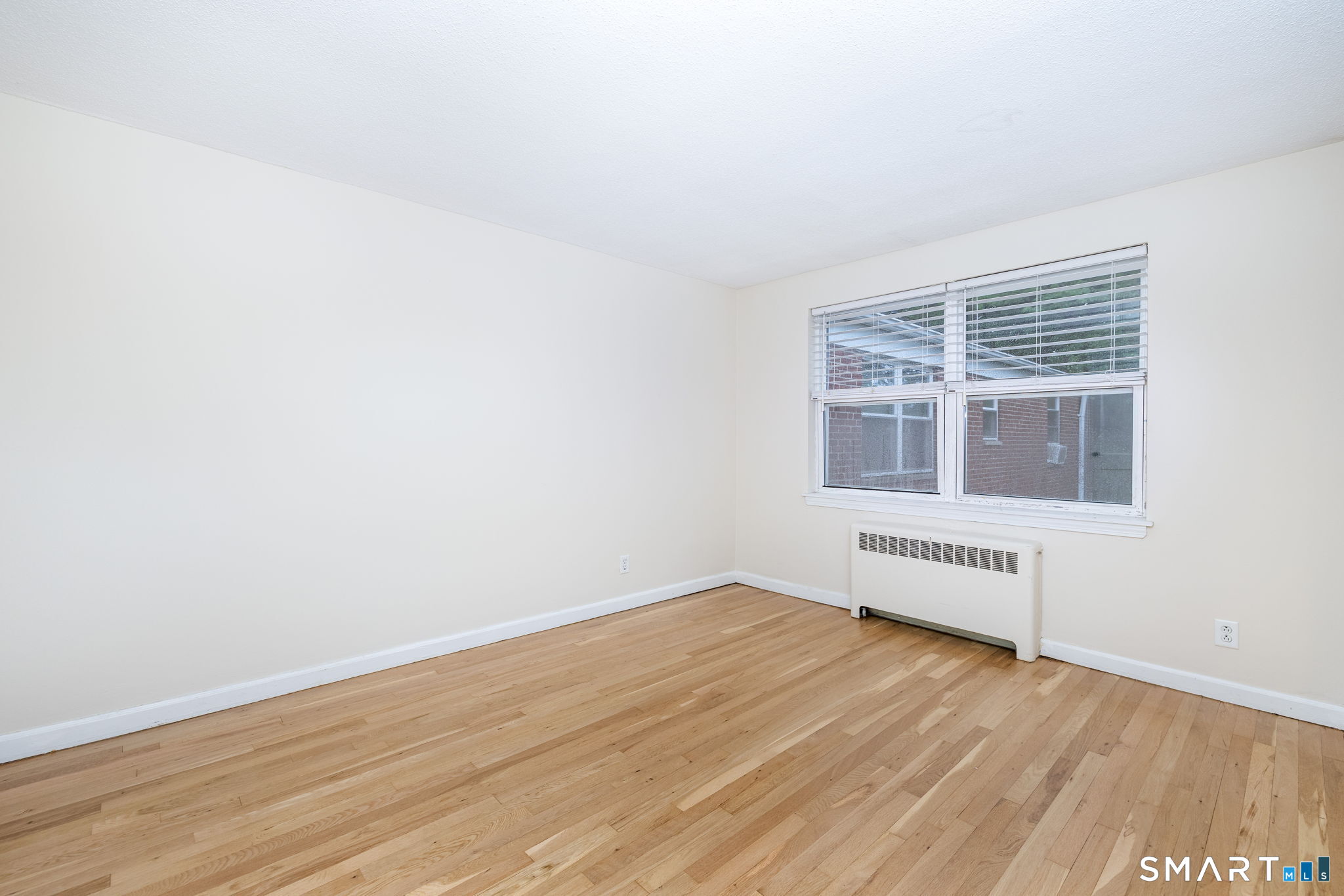 47 Arnold Way West Hartford CT 06119