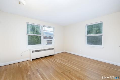 47 Arnold Way West Hartford CT 06119