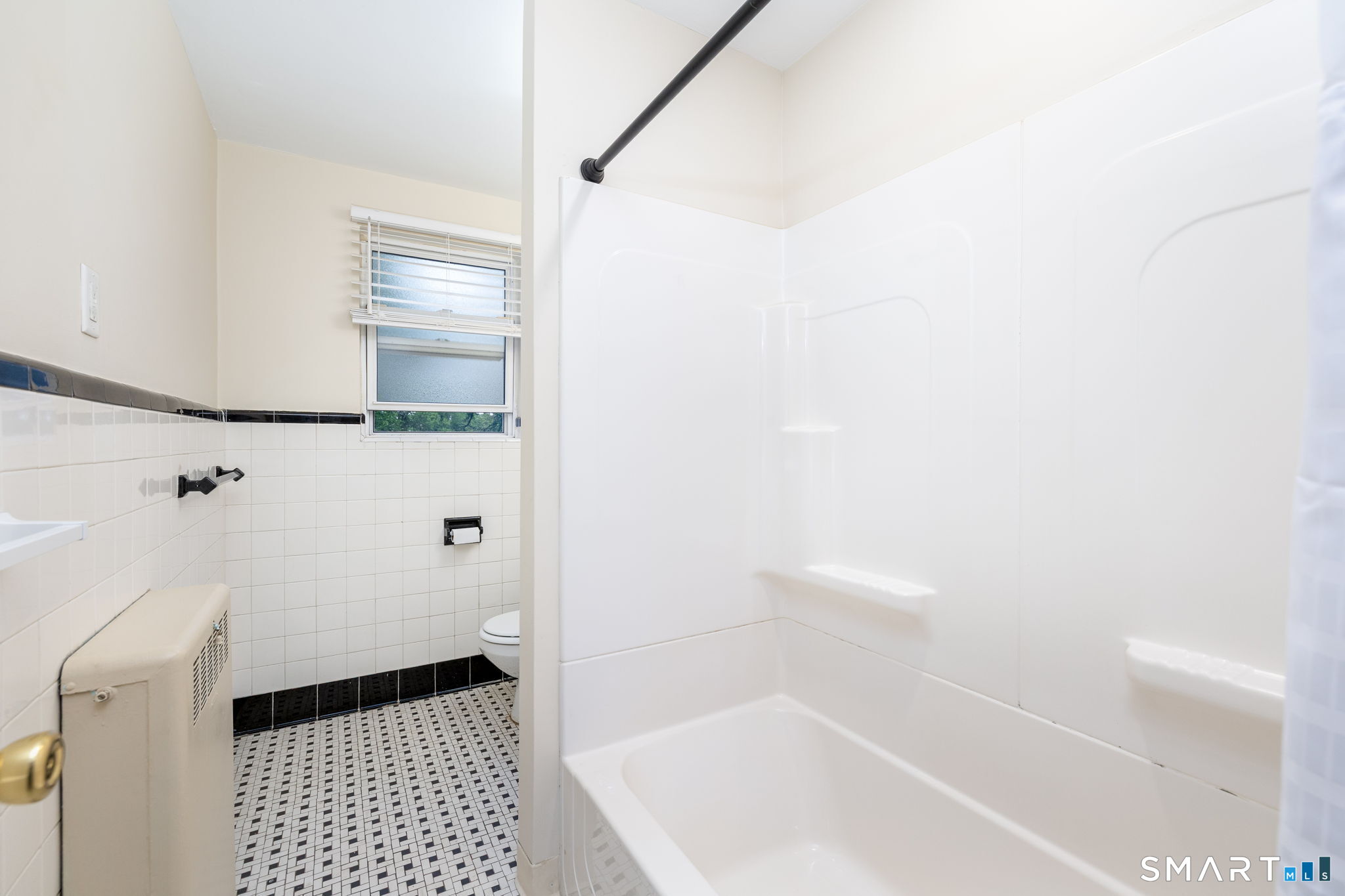47 Arnold Way West Hartford CT 06119