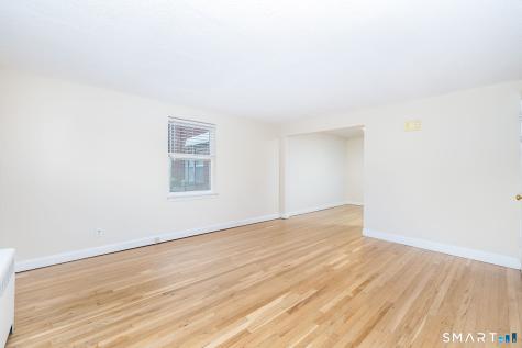 47 Arnold Way West Hartford CT 06119