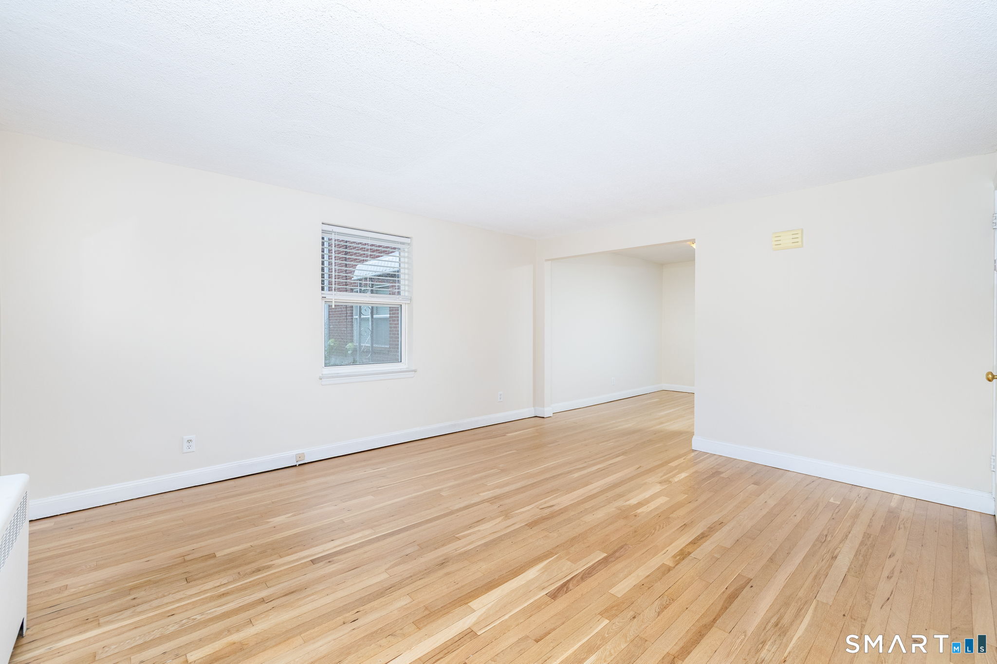 47 Arnold Way West Hartford CT 06119