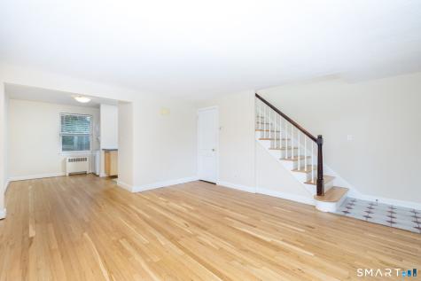 47 Arnold Way West Hartford CT 06119