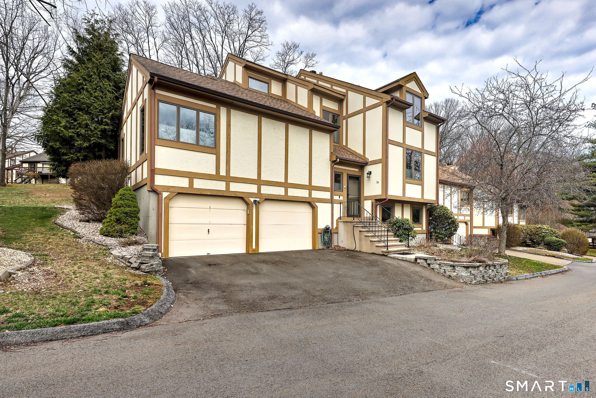 690 Forest Road West Haven CT 06516