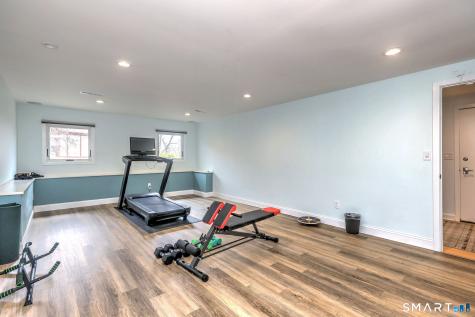 690 Forest Road West Haven CT 06516