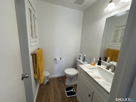 208 Timber Lane Canton CT 06019