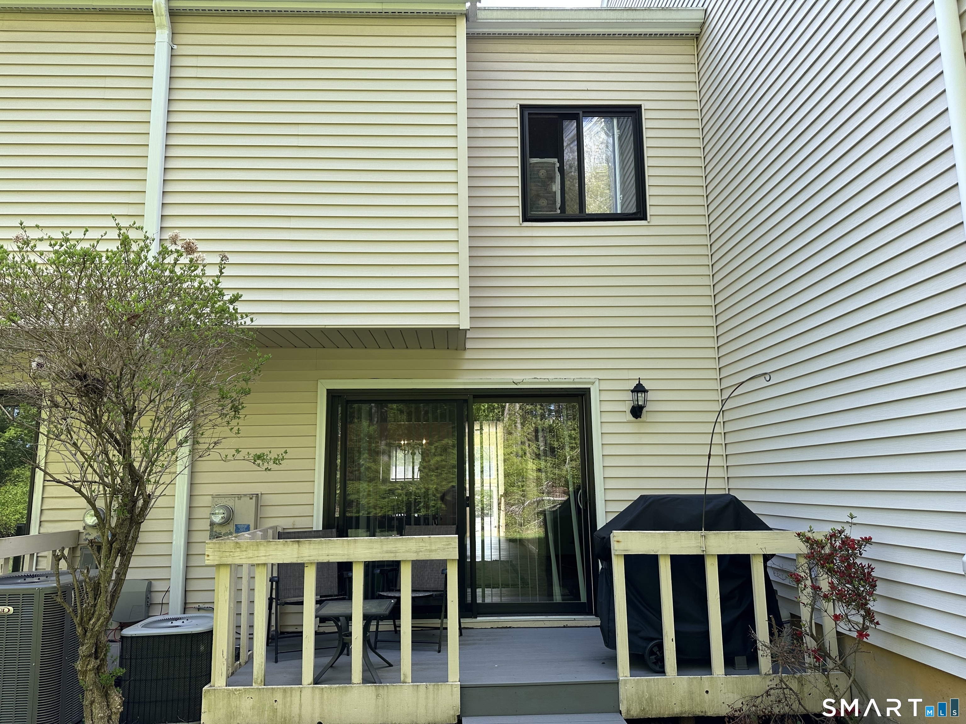 208 Timber Lane Canton CT 06019