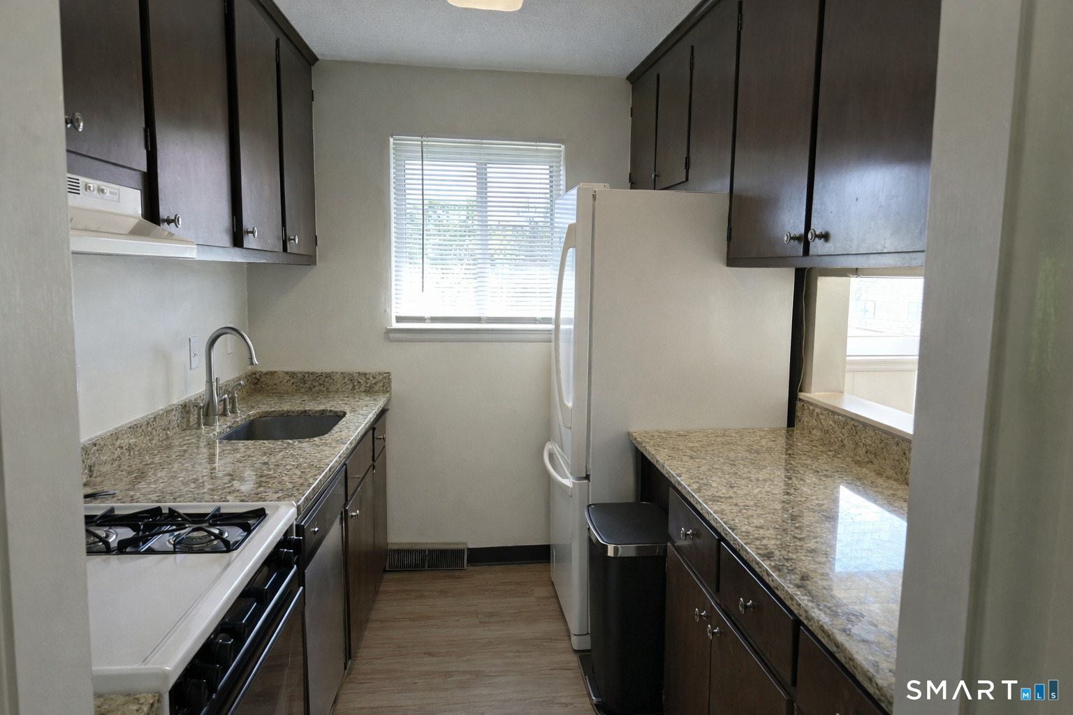 208 Timber Lane Canton CT 06019