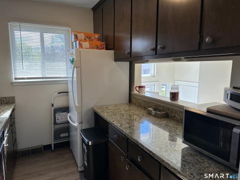 208 Timber Lane Canton CT 06019
