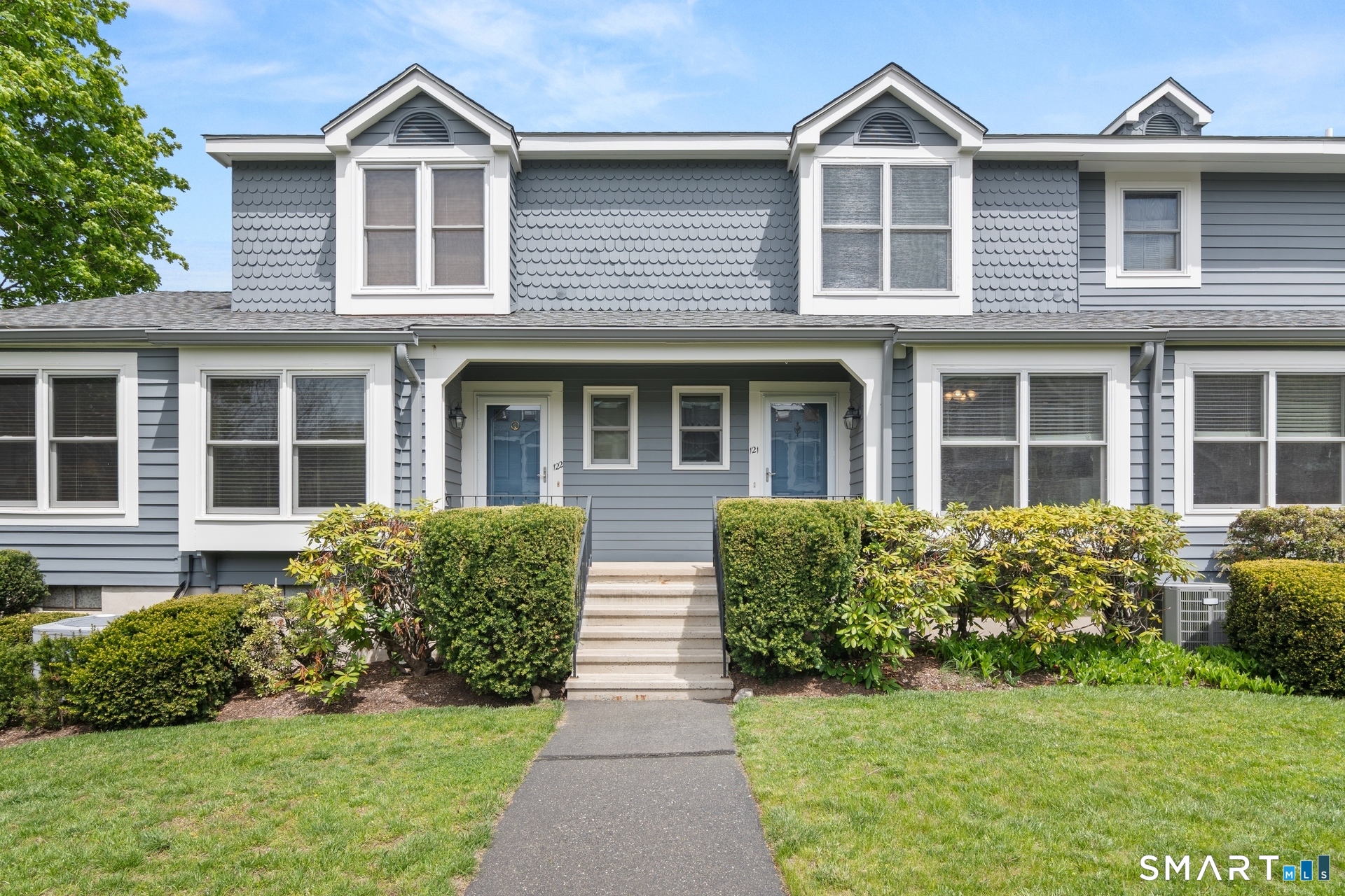 121 Fawn Ridge Lane Norwalk CT 06851