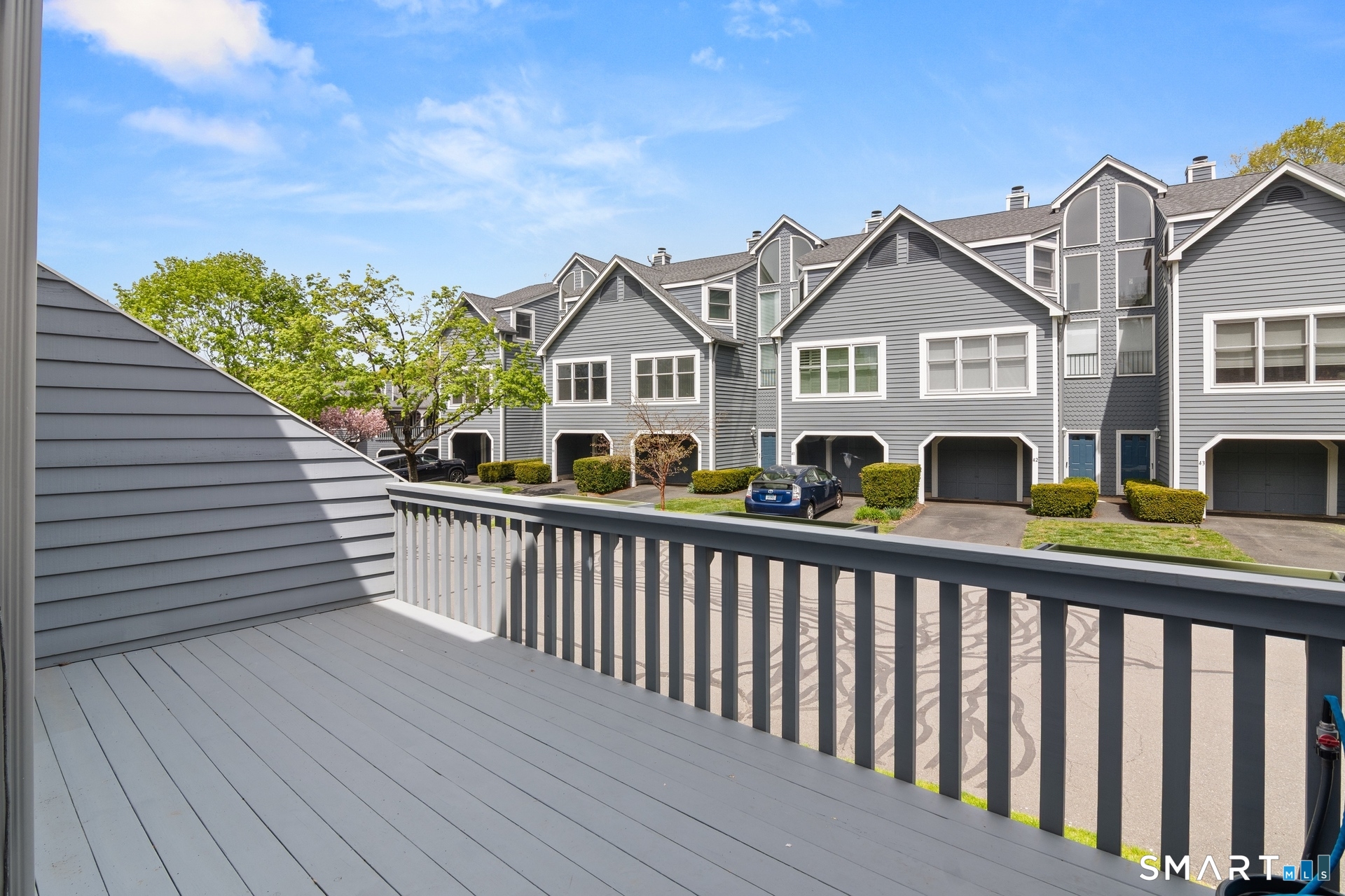 121 Fawn Ridge Lane Norwalk CT 06851