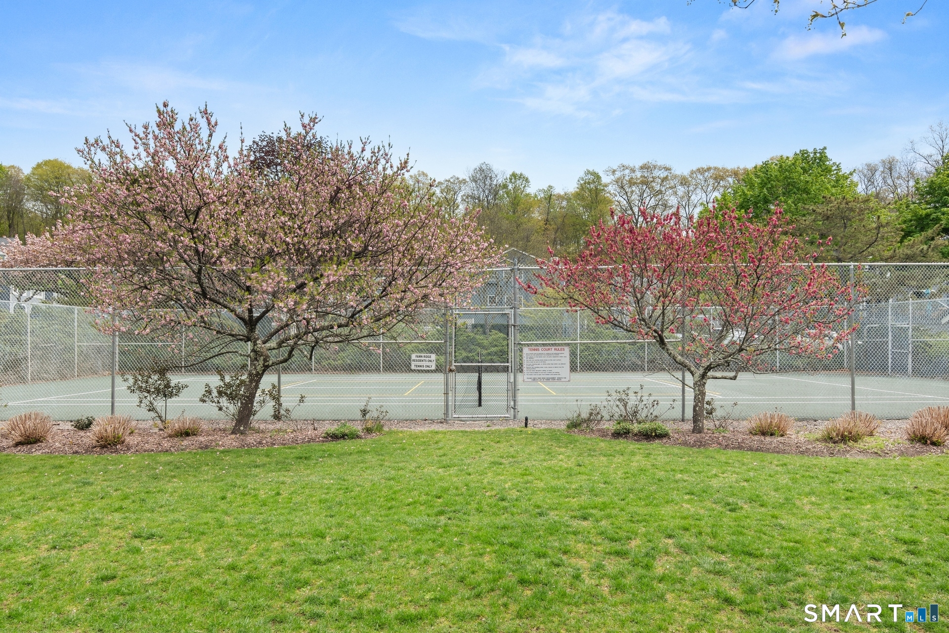 121 Fawn Ridge Lane Norwalk CT 06851